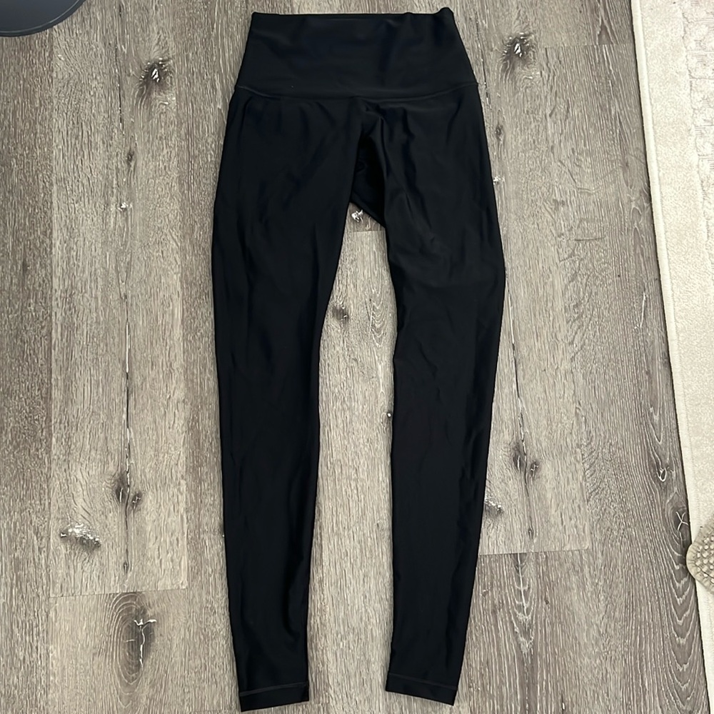 Lululemon Wunder under leggings